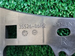 bontott SUZUKI VITARA Jobb Ködfényszóró Tartó