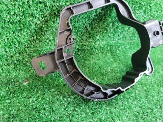 bontott SUZUKI VITARA Jobb Ködfényszóró Tartó