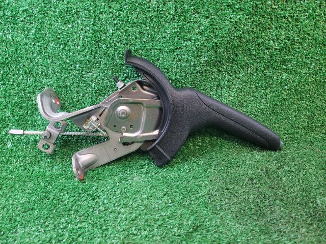 bontott SUZUKI VITARA Kézifék Kar