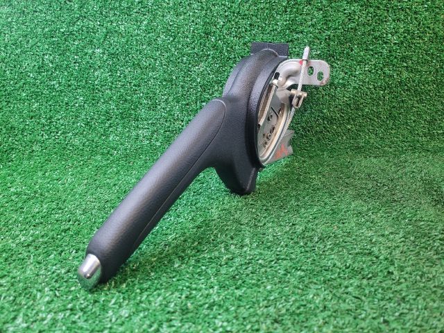 bontott SUZUKI VITARA Kézifék Kar