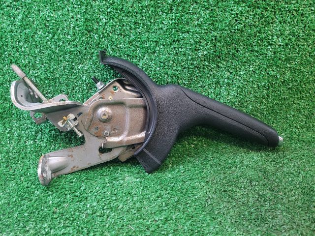 bontott SUZUKI VITARA Kézifék Kar