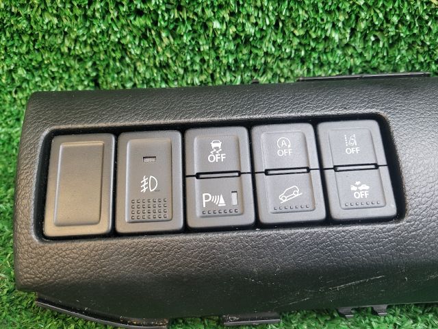 bontott SUZUKI VITARA Kipörgésgátló Kapcsoló