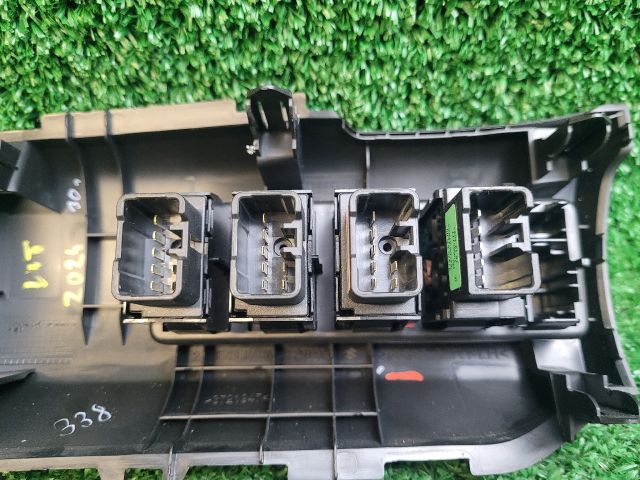 bontott SUZUKI VITARA Kipörgésgátló Kapcsoló