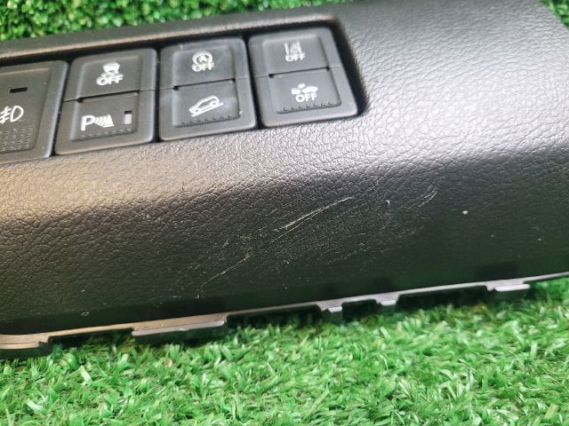 bontott SUZUKI VITARA Kipörgésgátló Kapcsoló