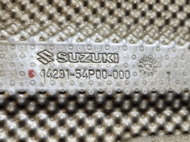 bontott SUZUKI VITARA Középső Kipufogó Dob Hővédő Lemez