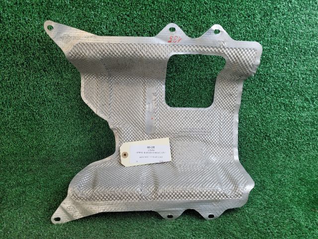 bontott SUZUKI VITARA Középső Kipufogó Dob Hővédő Lemez