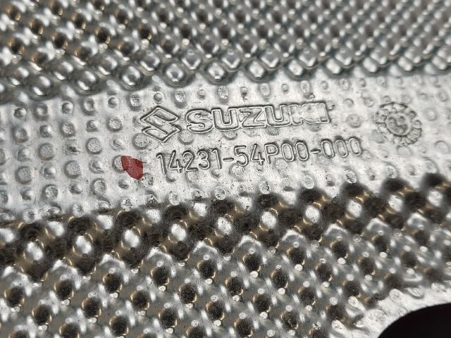 bontott SUZUKI VITARA Középső Kipufogó Dob Hővédő Lemez