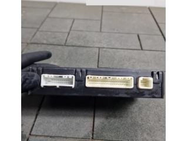 bontott SUZUKI VITARA Kulcs Nélküli Nyitás Jeladó