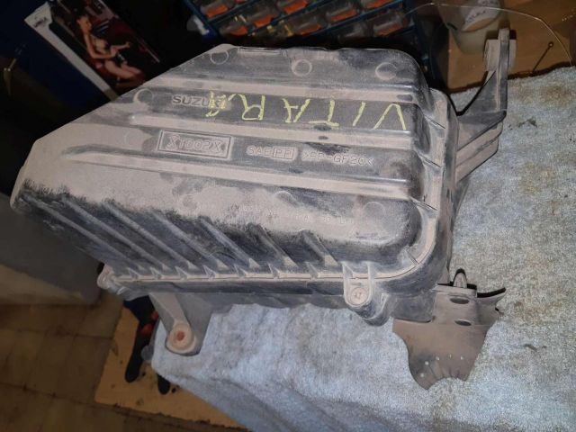 bontott SUZUKI VITARA Légszűrő Ház