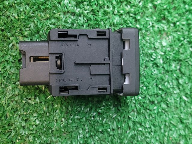 bontott SUZUKI VITARA Menetstabilizátor Kapcsoló