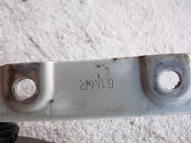 bontott SUZUKI VITARA Motorháztető Jobb Zsanér