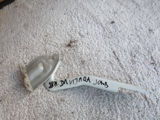 bontott SUZUKI VITARA Motorháztető Jobb Zsanér