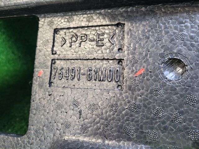 bontott SUZUKI VITARA Pótkerék Szerszámtartó