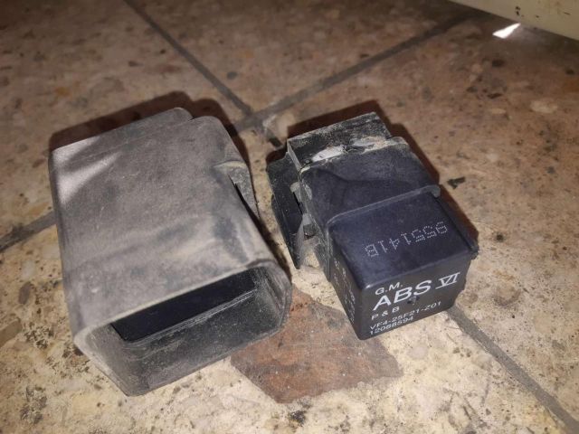 bontott SUZUKI VITARA Relé