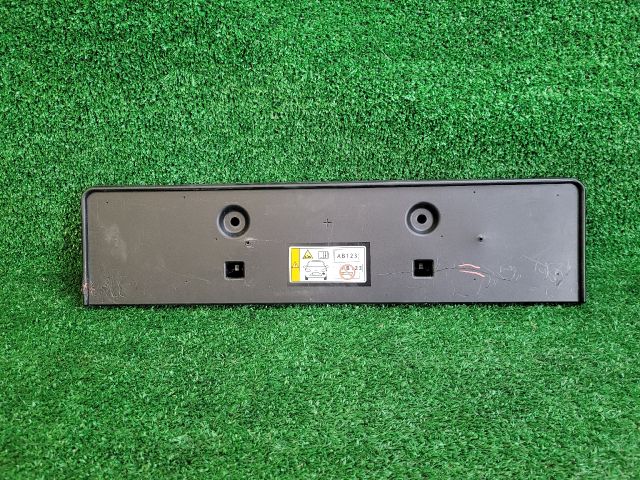 bontott SUZUKI VITARA Rendszámtábla Tartó