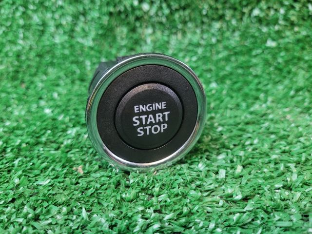bontott SUZUKI VITARA Start / Stop Indító Gomb