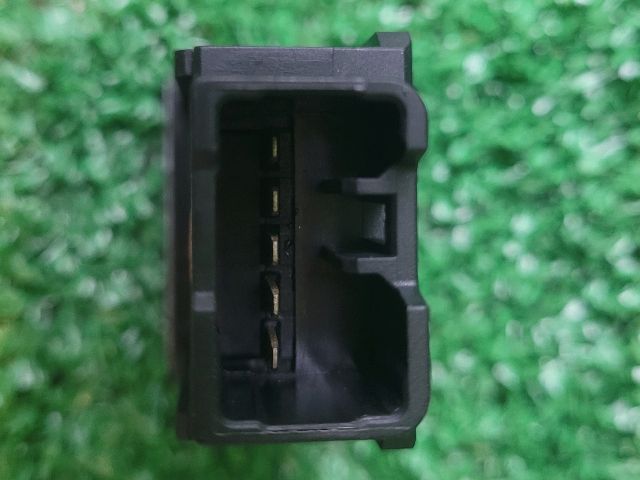 bontott SUZUKI VITARA Start / Stop Indító Gomb