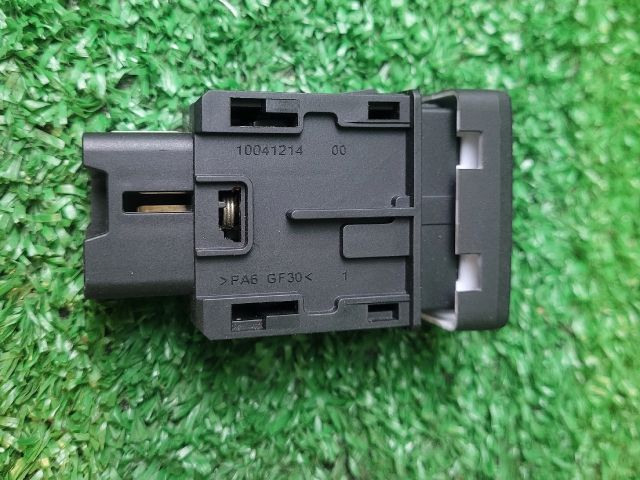 bontott SUZUKI VITARA Start / Stop Indító Gomb