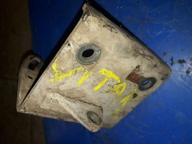 bontott SUZUKI VITARA Szervó Tartó Bak (Magában)