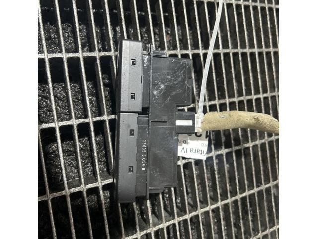 bontott SUZUKI VITARA Vészvillogó Kapcsoló