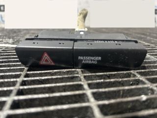 bontott SUZUKI VITARA Vészvillogó Kapcsoló