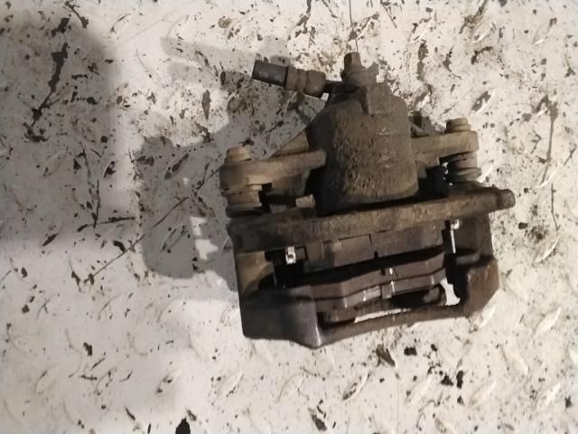 bontott SUZUKI WAGON R PLUS Bal első Féknyereg Munkahengerrel