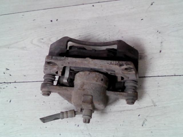 bontott SUZUKI WAGON R PLUS Jobb első Féknyereg Munkahengerrel