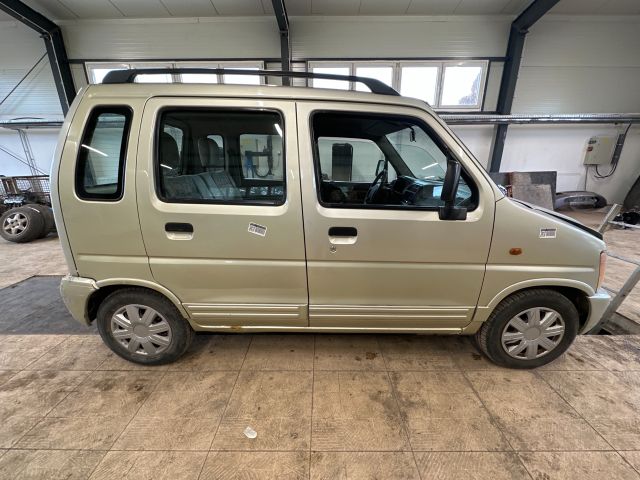 bontott SUZUKI WAGON R PLUS Biztosítéktábla Motortér