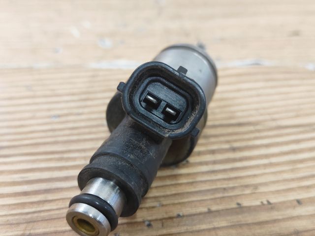 bontott SUZUKI WAGON R PLUS Porlasztó (1 db)