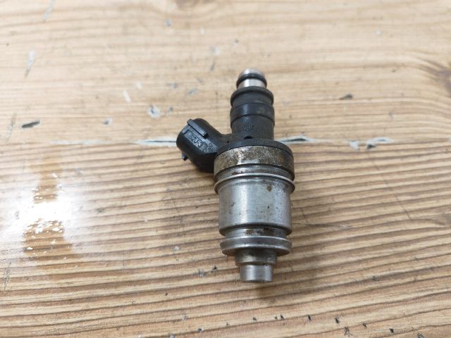 bontott SUZUKI WAGON R PLUS Porlasztó (1 db)