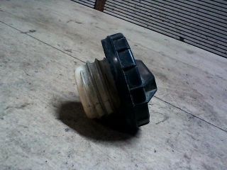 bontott SUZUKI WAGON R PLUS Tanksapka