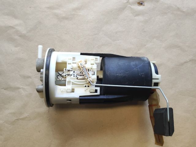 bontott SUZUKI WAGON R PLUS Üzemanyag Szivattyú