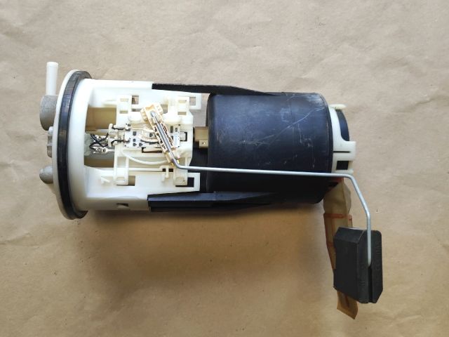 bontott SUZUKI WAGON R PLUS Üzemanyag Szivattyú