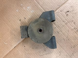 bontott SUZUKI WAGON R PLUS Váltó Tartó Bak (Pozíciófüggetlen)