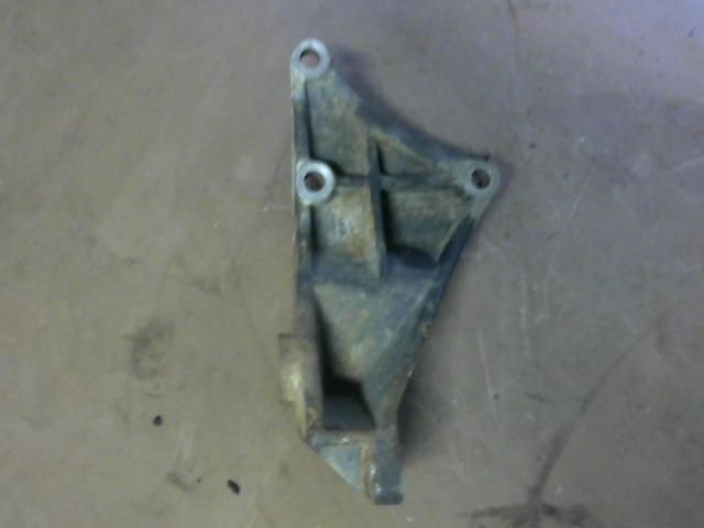 bontott SUZUKI WAGON R PLUS Váltó Tartó Bak (Pozíciófüggetlen)