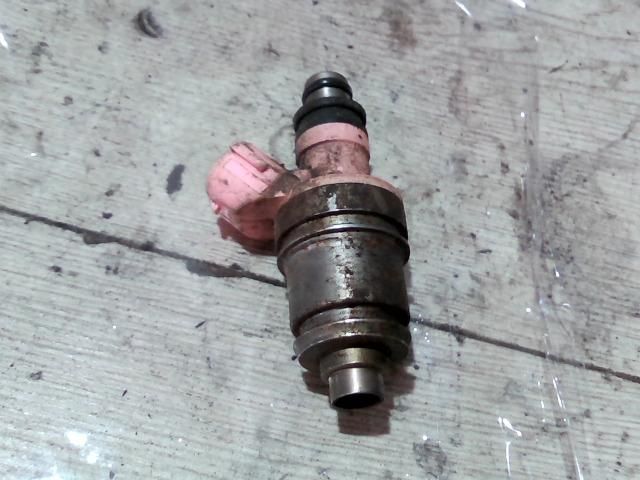 bontott SUZUKI WAGON R PLUS Porlasztó (1 db)