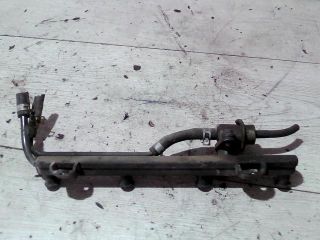 bontott SUZUKI WAGON R PLUS Porlasztó Sor / Híd