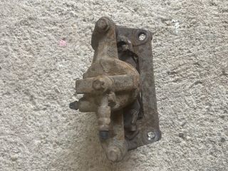 bontott SUZUKI WAGON R PLUS Bal első Féknyereg Munkahengerrel