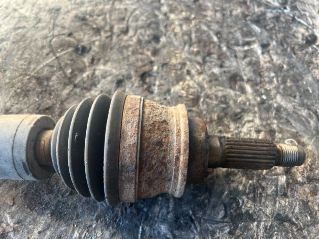 bontott SUZUKI WAGON R PLUS Bal Féltengely