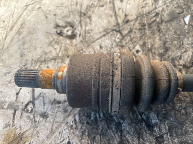 bontott SUZUKI WAGON R PLUS Bal Féltengely