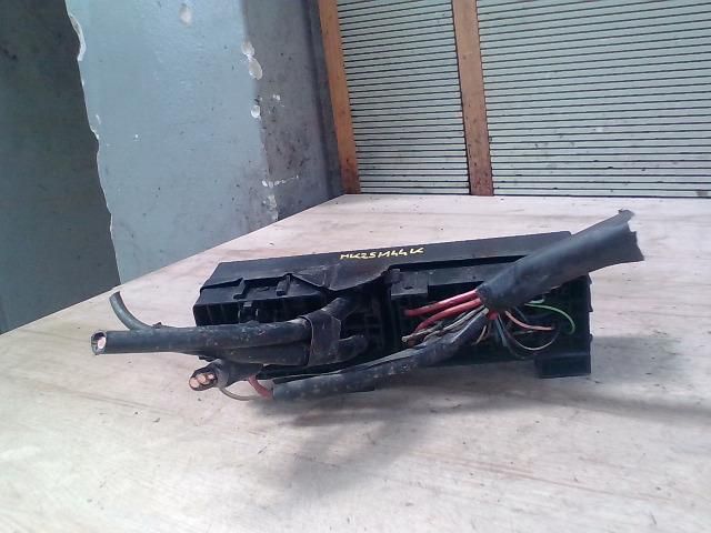 bontott SUZUKI WAGON R PLUS Biztosítéktábla Motortér