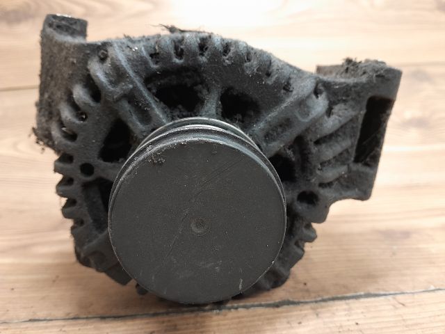 bontott SUZUKI WAGON R PLUS Generátor