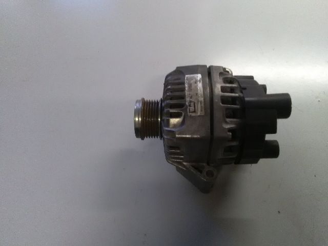 bontott SUZUKI WAGON R PLUS Generátor