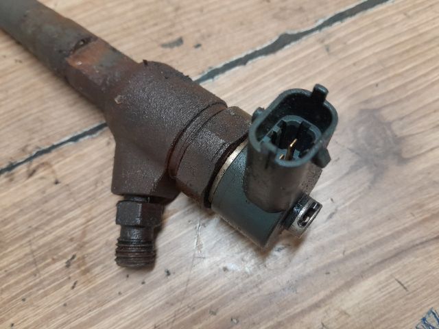 bontott SUZUKI WAGON R PLUS Porlasztó (1 db)