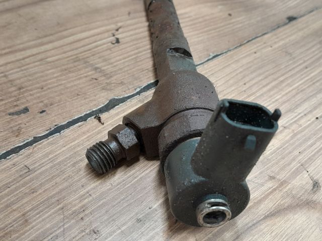 bontott SUZUKI WAGON R PLUS Porlasztó (1 db)