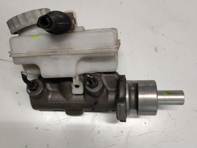 bontott SUZUKI WAGON R PLUS Főfékhenger