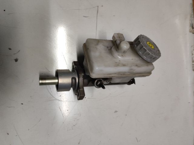 bontott SUZUKI WAGON R PLUS Főfékhenger