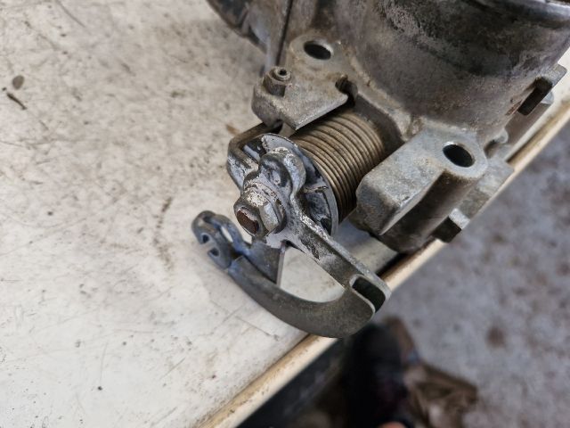 bontott SUZUKI WAGON R PLUS Fojtószelep (Mechanikus)