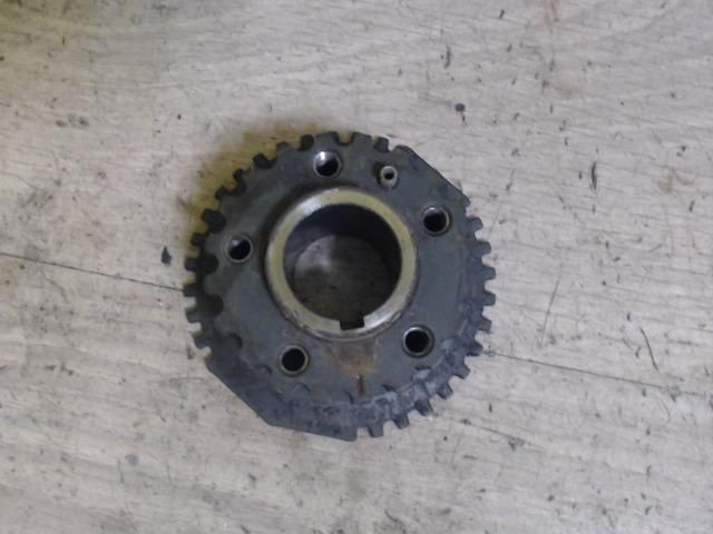 bontott SUZUKI WAGON R PLUS Főtengely Bordáskerék / Lánckerék