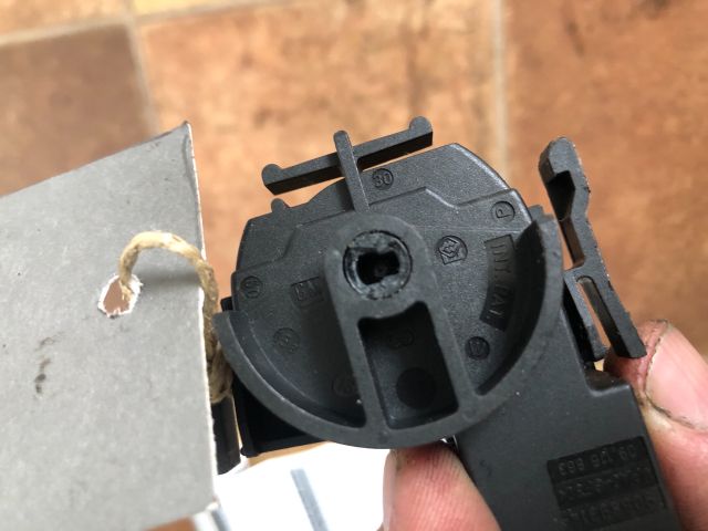 bontott SUZUKI WAGON R PLUS Gyújtáskapcsoló